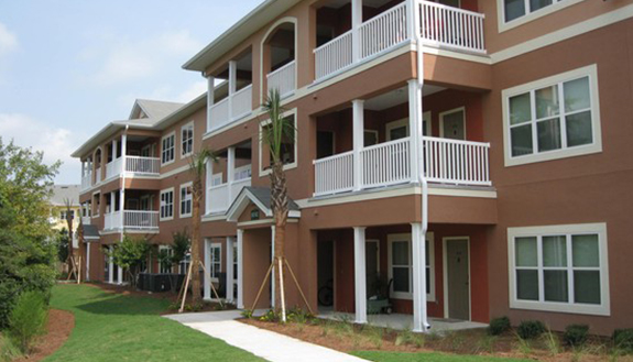 Columns at Independence 3