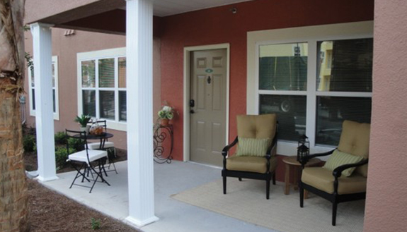 Columns at Independence 9